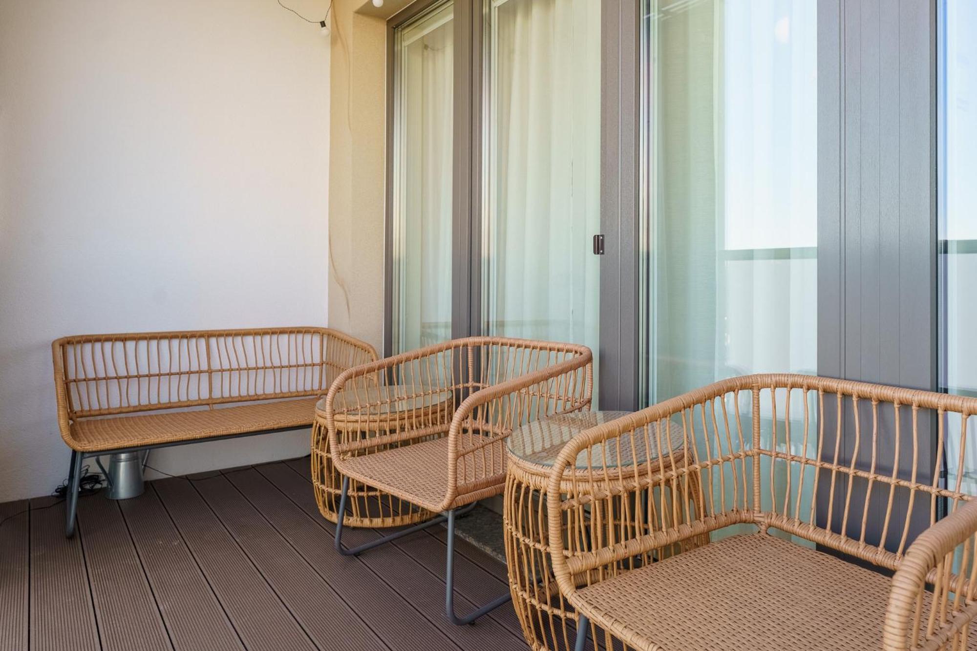 Faro Apartamenty Kasprowicza 20 Basen W Cenie Schwimmbad Im Preis Kołobrzeg Exteriör bild